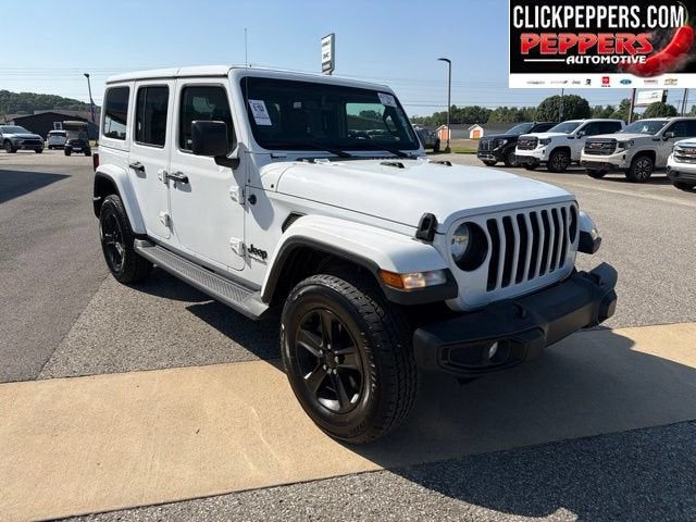 2022 Jeep Wrangler — interior view