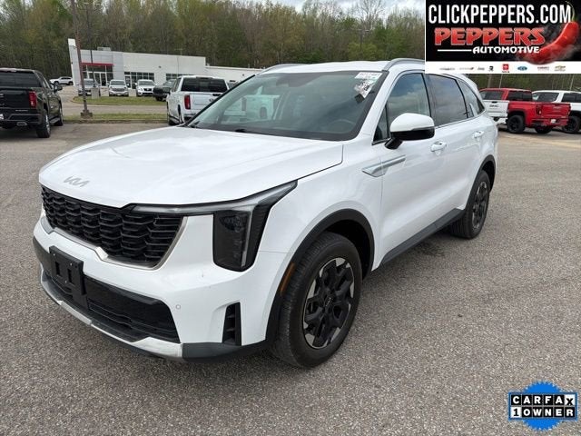 2024 Kia Sorento S in White — front three-quarter view
